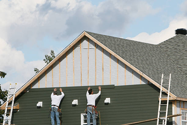 Professional Siding Installation technician working in Monroe Township, NJ